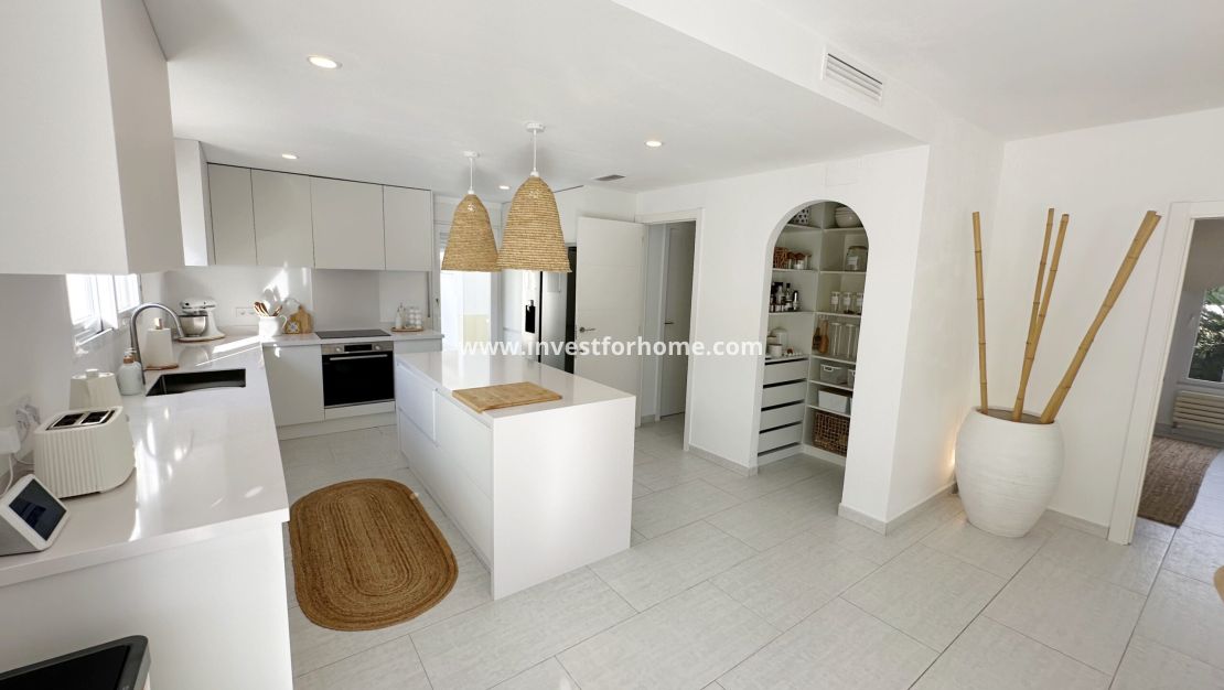 Sale - Villa - Mar Menor Golf Resort - Inland