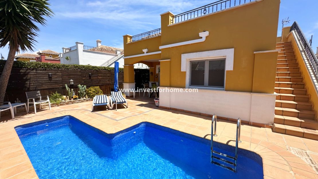 Sale - Villa - Mar Menor Golf Resort - Inland