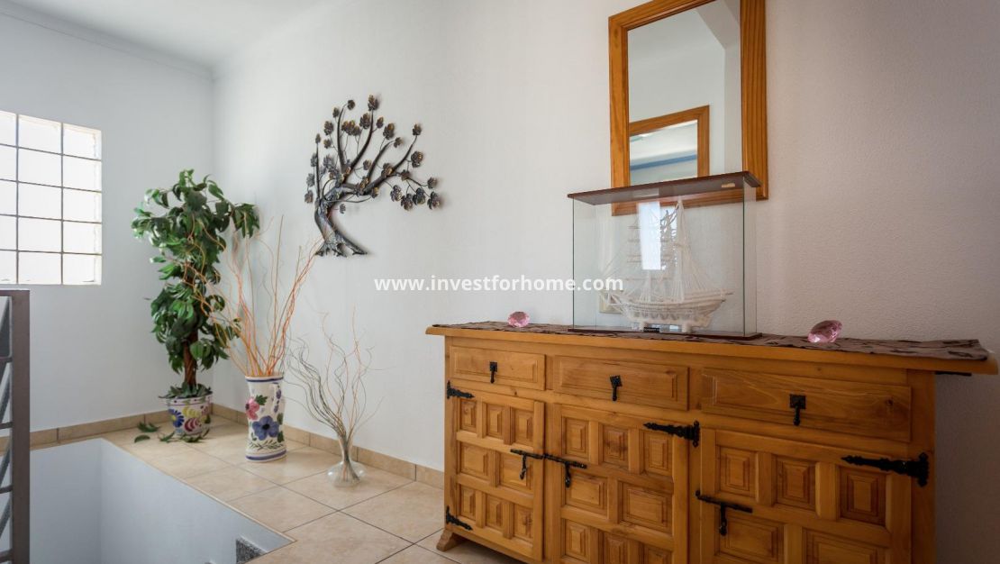 Sale - Villa - Mil Palmeras