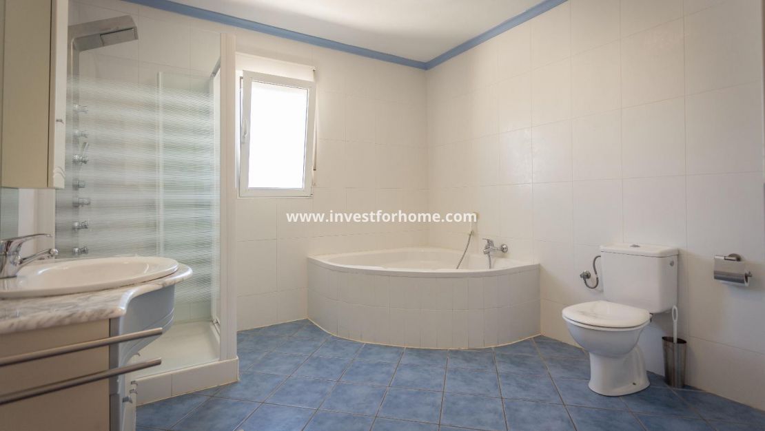 Sale - Villa - Mil Palmeras