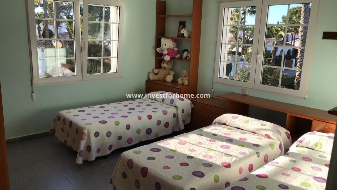 Sale - Villa - Orihuela Costa - Cabo Roig