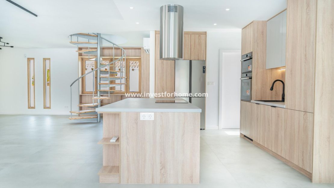 Sale - Villa - Orihuela Costa - Cabo Roig