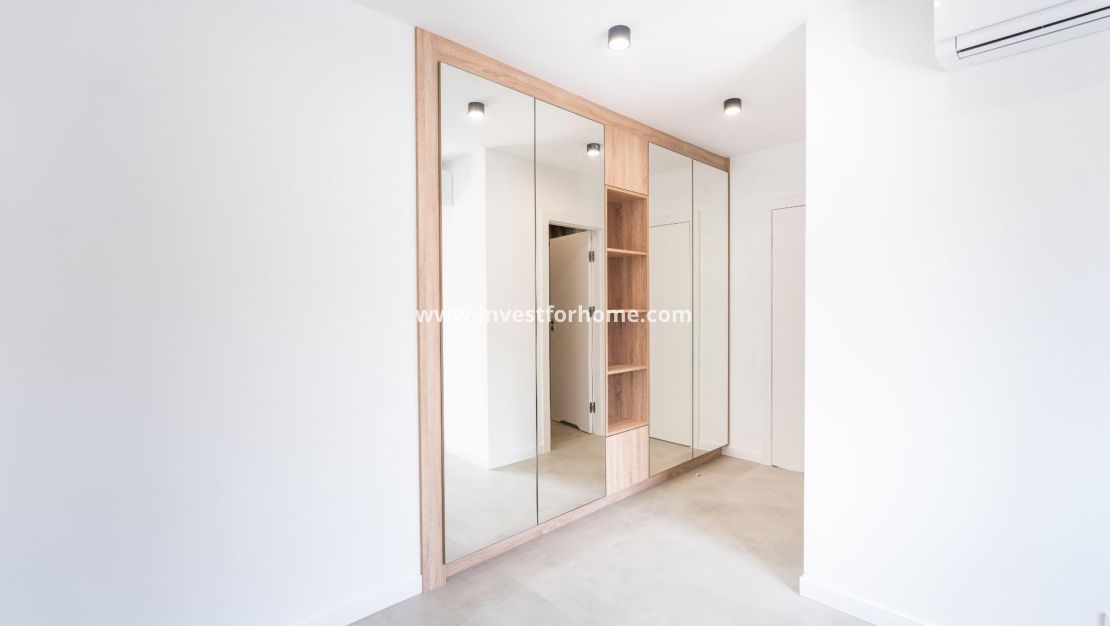 Sale - Villa - Orihuela Costa - Cabo Roig