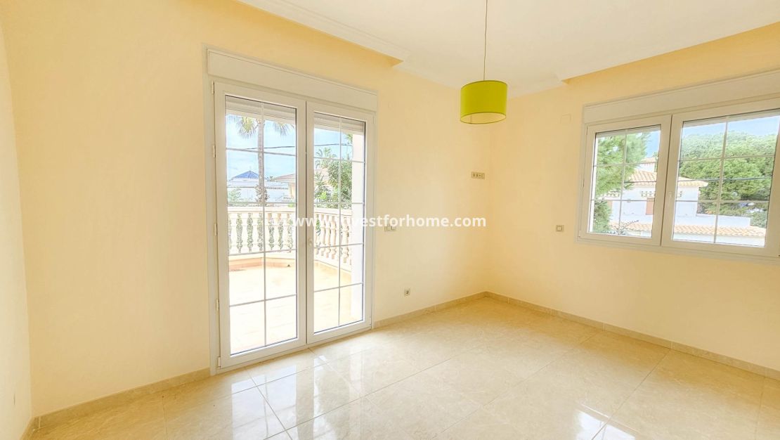 Sale - Villa - Orihuela Costa - Cabo Roig