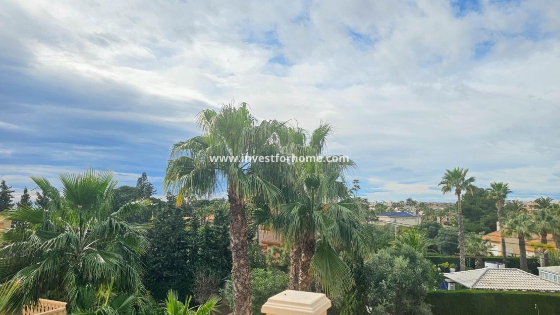Sale - Villa - Orihuela Costa - Cabo Roig