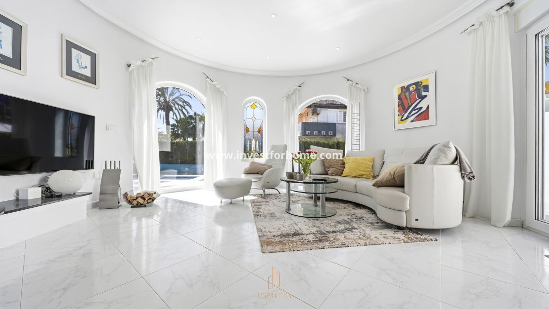 Sale - Villa - Orihuela Costa - Cabo Roig