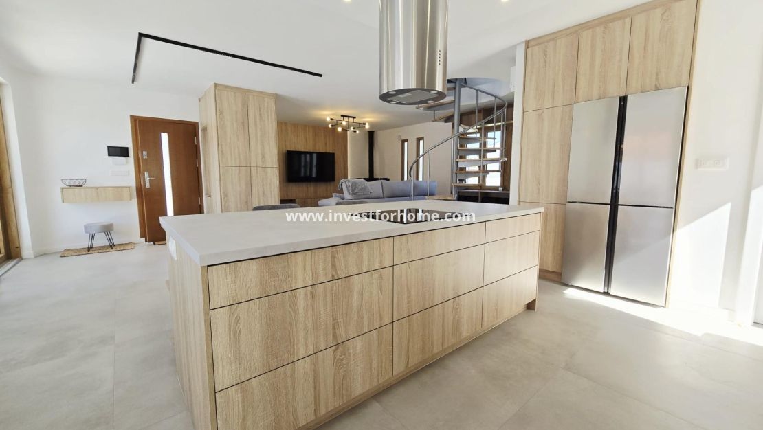Sale - Villa - Orihuela Costa - Cabo Roig