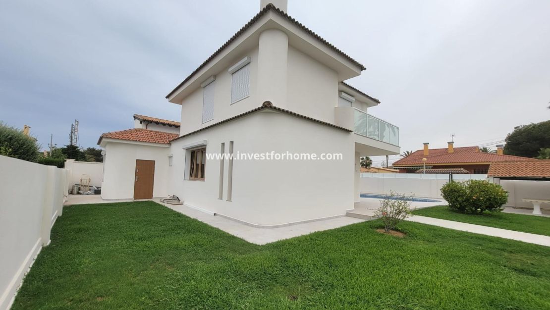 Sale - Villa - Orihuela Costa - Cabo Roig