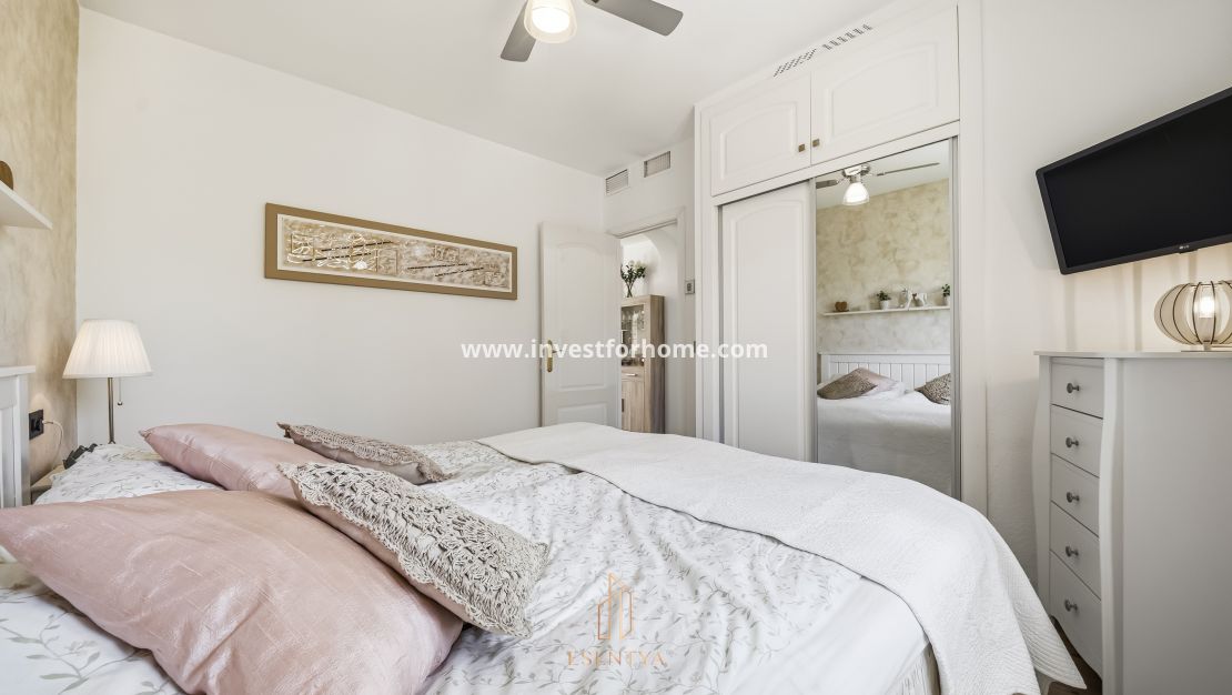 Sale - Villa - Orihuela Costa - Cabo Roig