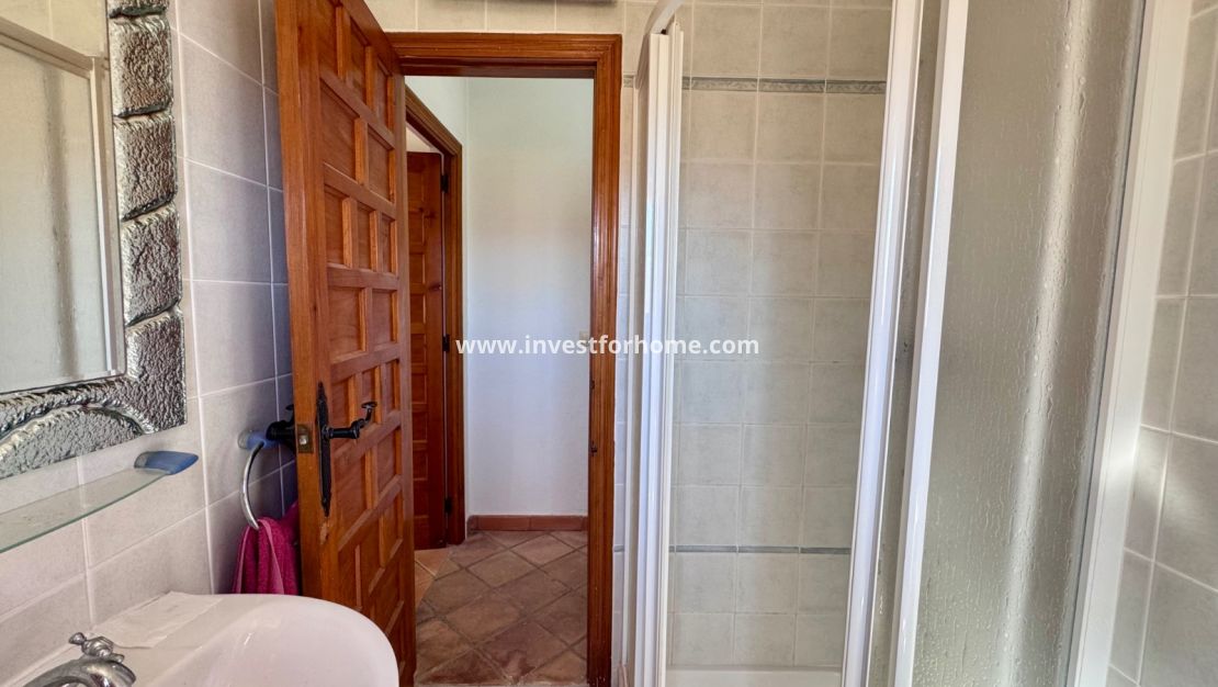 Sale - Villa - Orihuela Costa - Cabo Roig