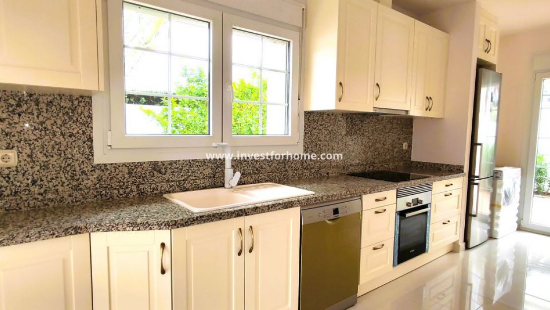 Sale - Villa - Orihuela Costa - Cabo Roig