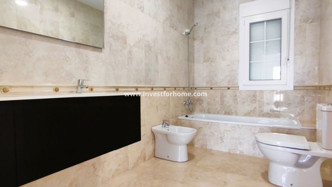 Sale - Villa - Orihuela Costa - Cabo Roig