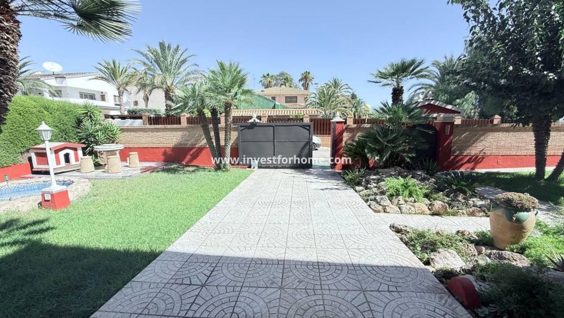 Sale - Villa - Orihuela Costa - Campoamor