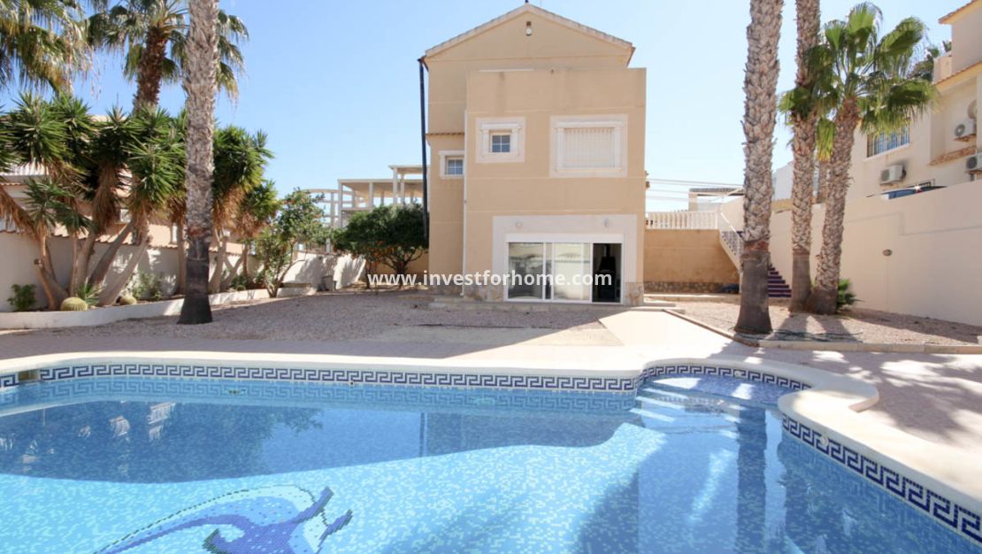 Sale - Villa - Orihuela Costa - Costa Blanca
