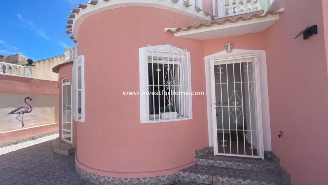 Sale - Villa - Orihuela Costa - Costa Blanca