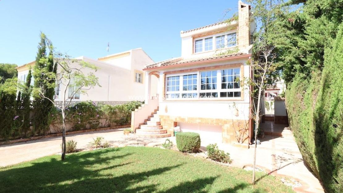 Sale - Villa - Orihuela Costa - Costa Blanca