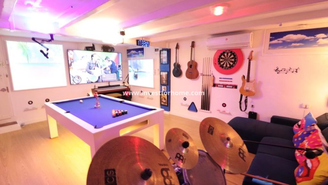 Sale - Villa - Orihuela Costa - Costa Blanca