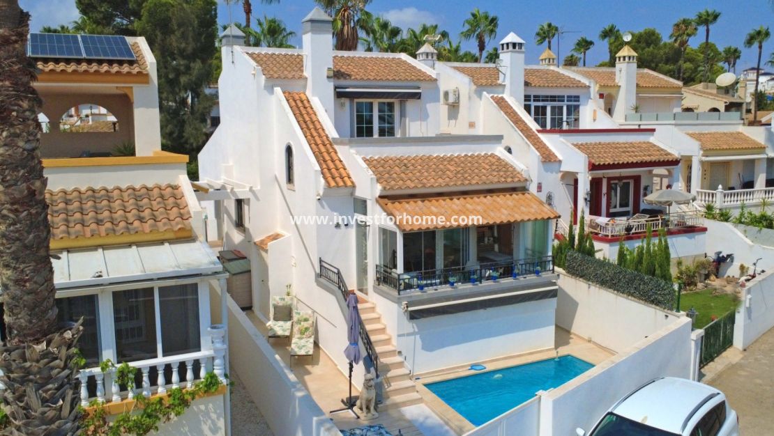 Sale - Villa - Orihuela Costa - Costa Blanca