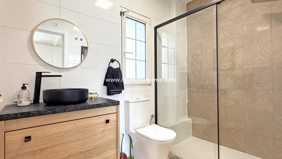 Sale - Villa - Orihuela Costa - Costa Blanca