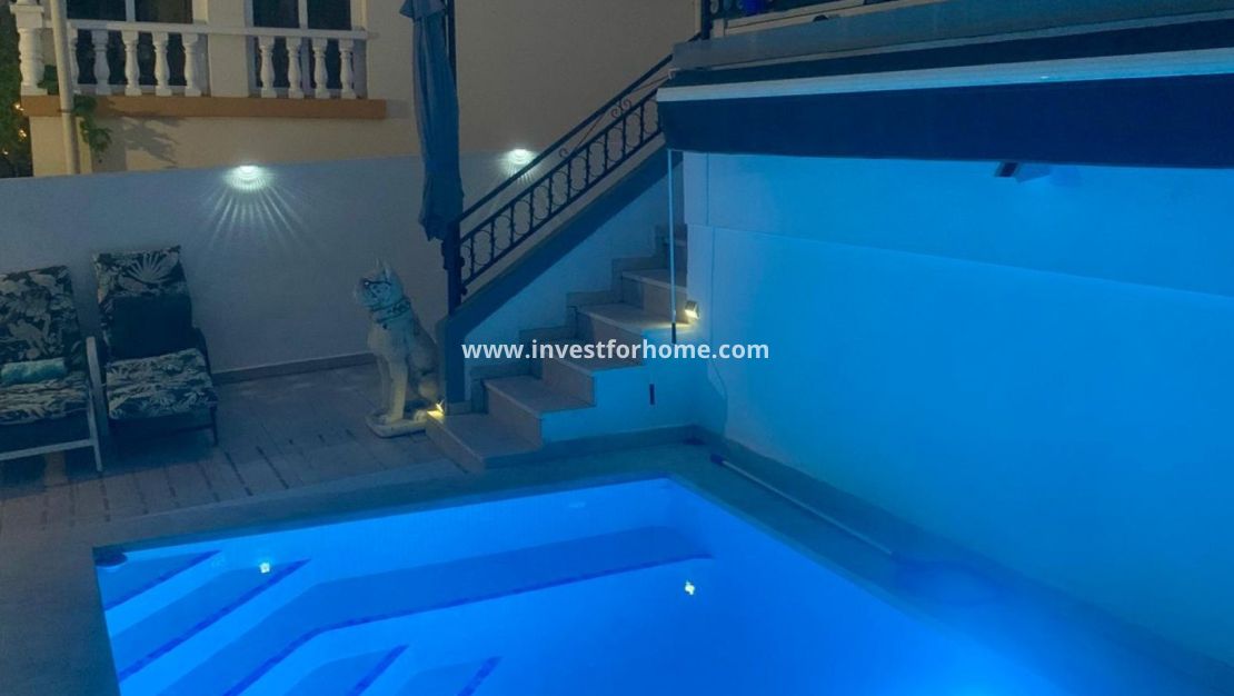 Sale - Villa - Orihuela Costa - Costa Blanca