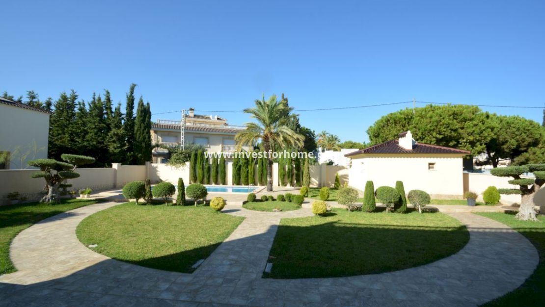 Sale - Villa - Orihuela Costa - Costa Blanca