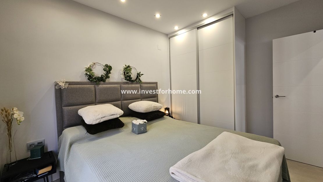 Sale - Villa - Orihuela Costa - Costa Blanca