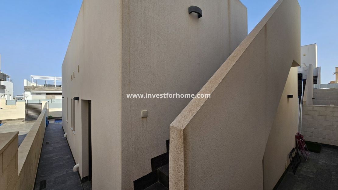 Sale - Villa - Orihuela Costa - Costa Blanca