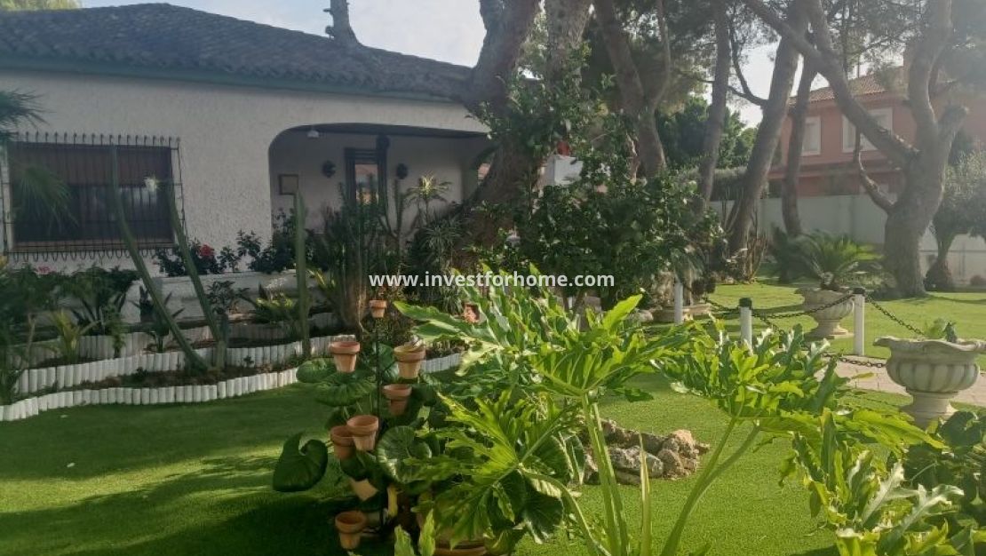 Sale - Villa - Orihuela Costa - Costa Blanca