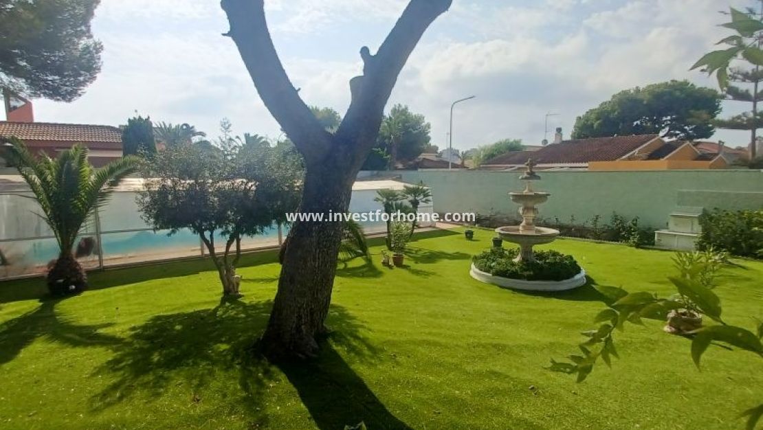 Sale - Villa - Orihuela Costa - Costa Blanca