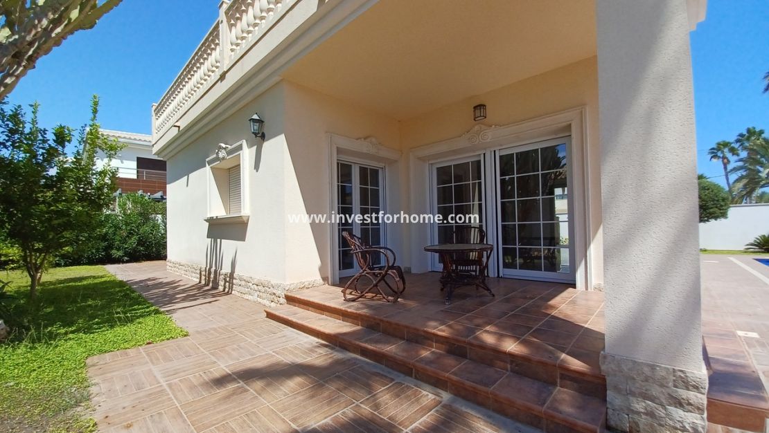 Sale - Villa - Orihuela Costa - Costa Blanca