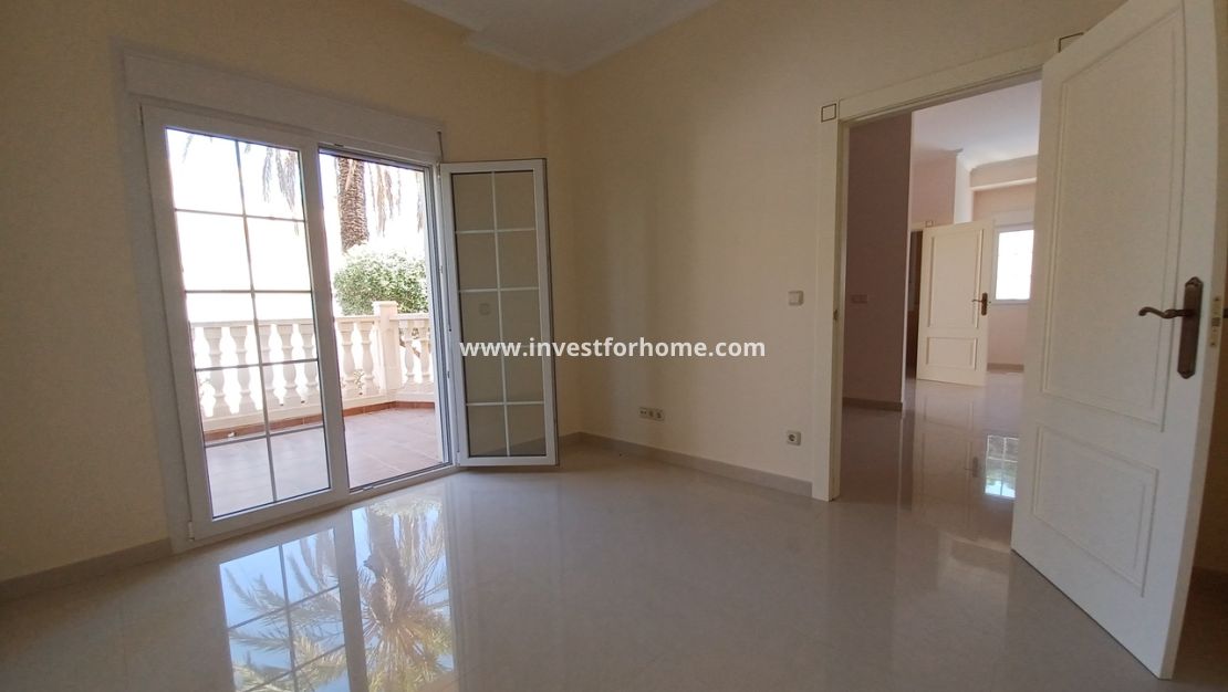 Sale - Villa - Orihuela Costa - Costa Blanca