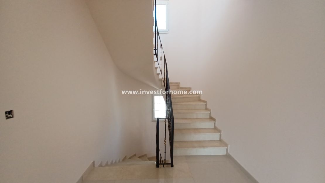 Sale - Villa - Orihuela Costa - Costa Blanca