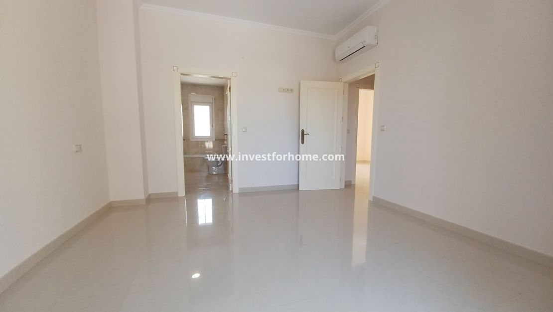 Sale - Villa - Orihuela Costa - Costa Blanca