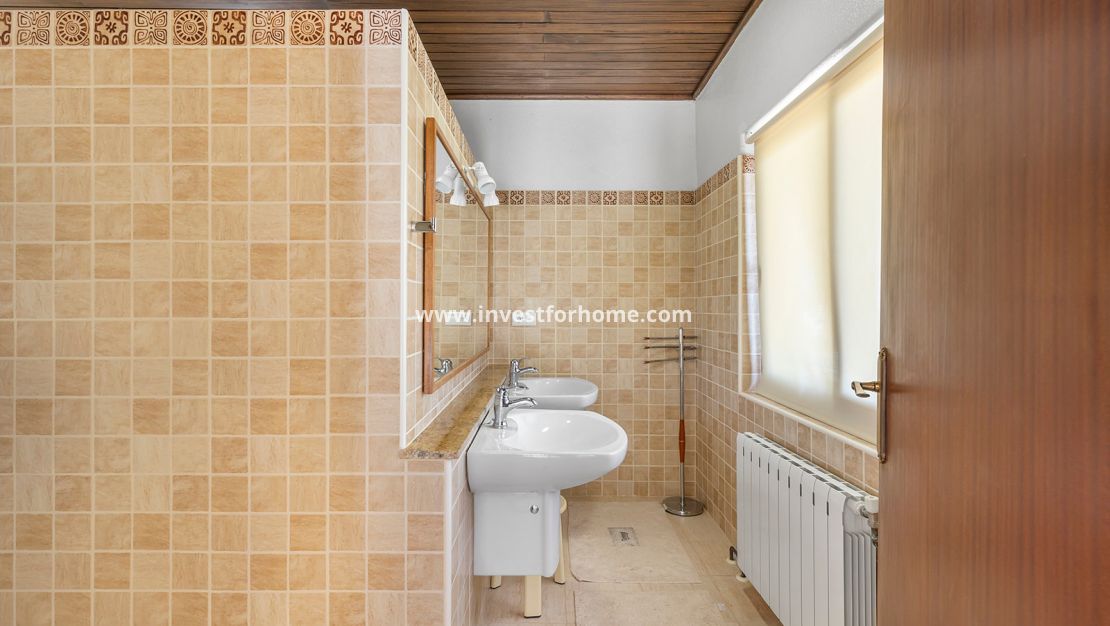 Sale - Villa - Orihuela Costa - Costa Blanca