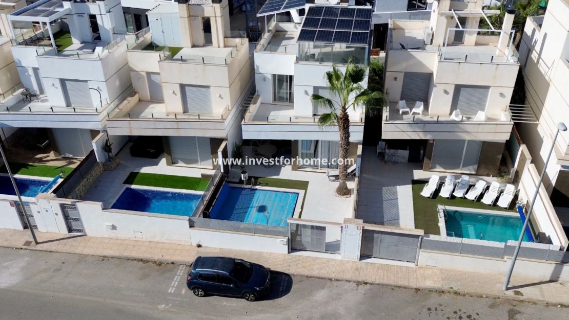 Sale - Villa - Orihuela Costa - Costa Blanca