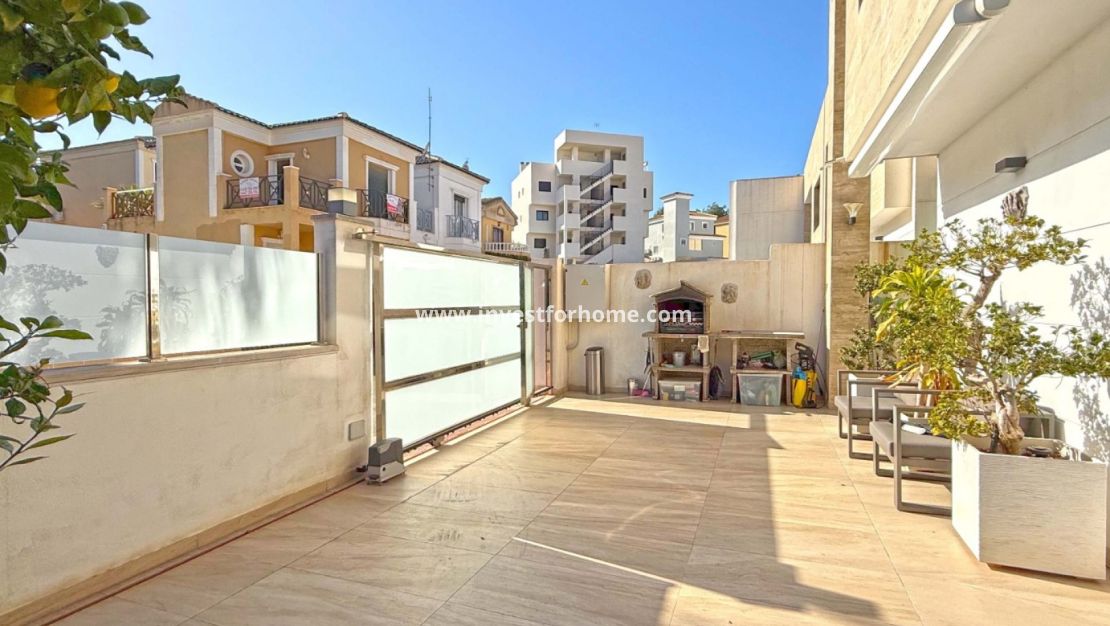 Sale - Villa - Orihuela Costa - Costa Blanca
