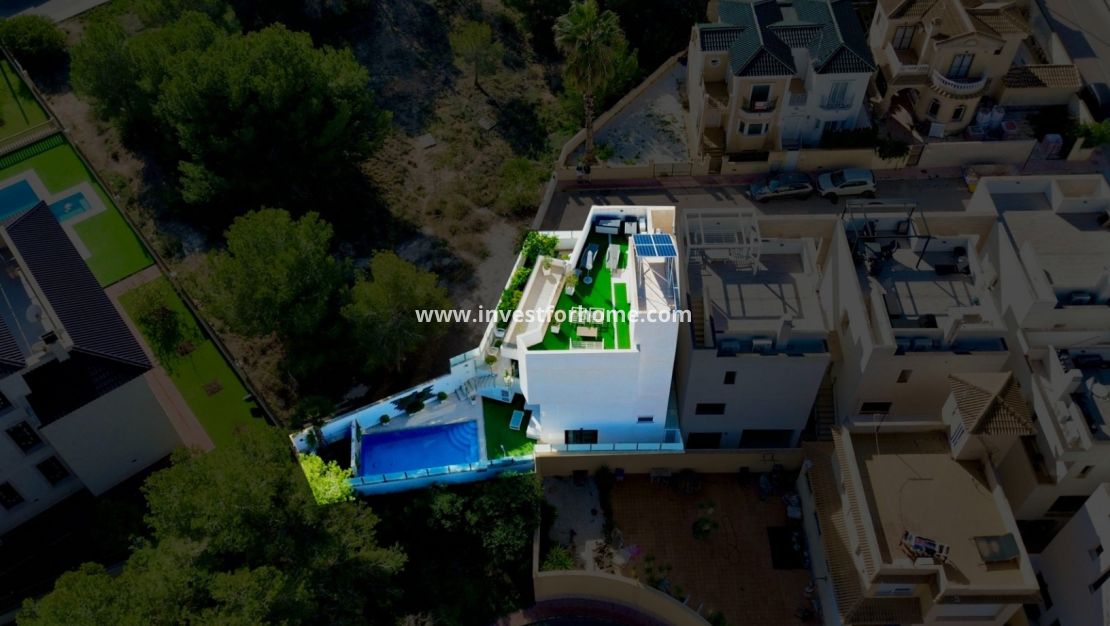 Sale - Villa - Orihuela Costa - Costa Blanca