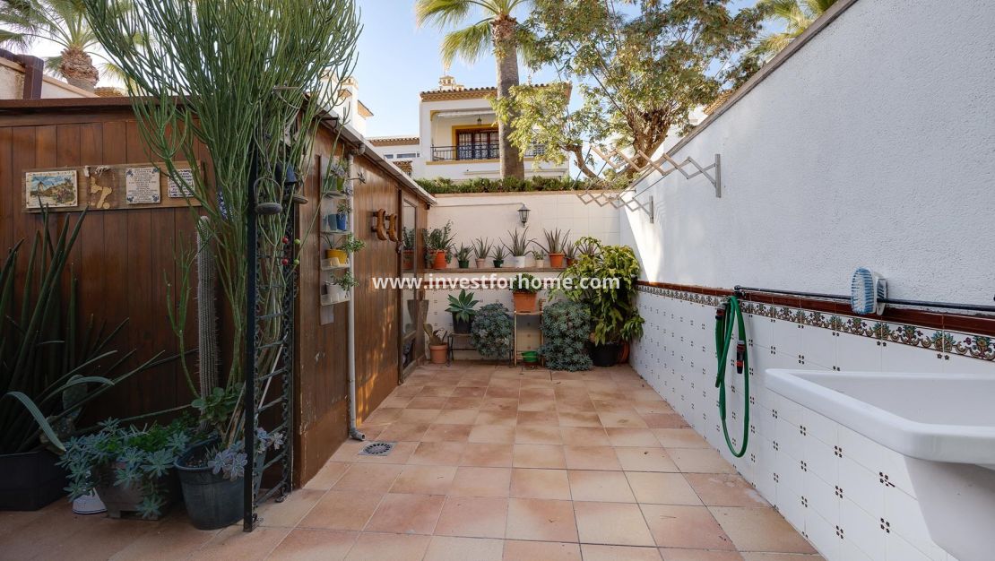Sale - Villa - Orihuela Costa - Costa Blanca