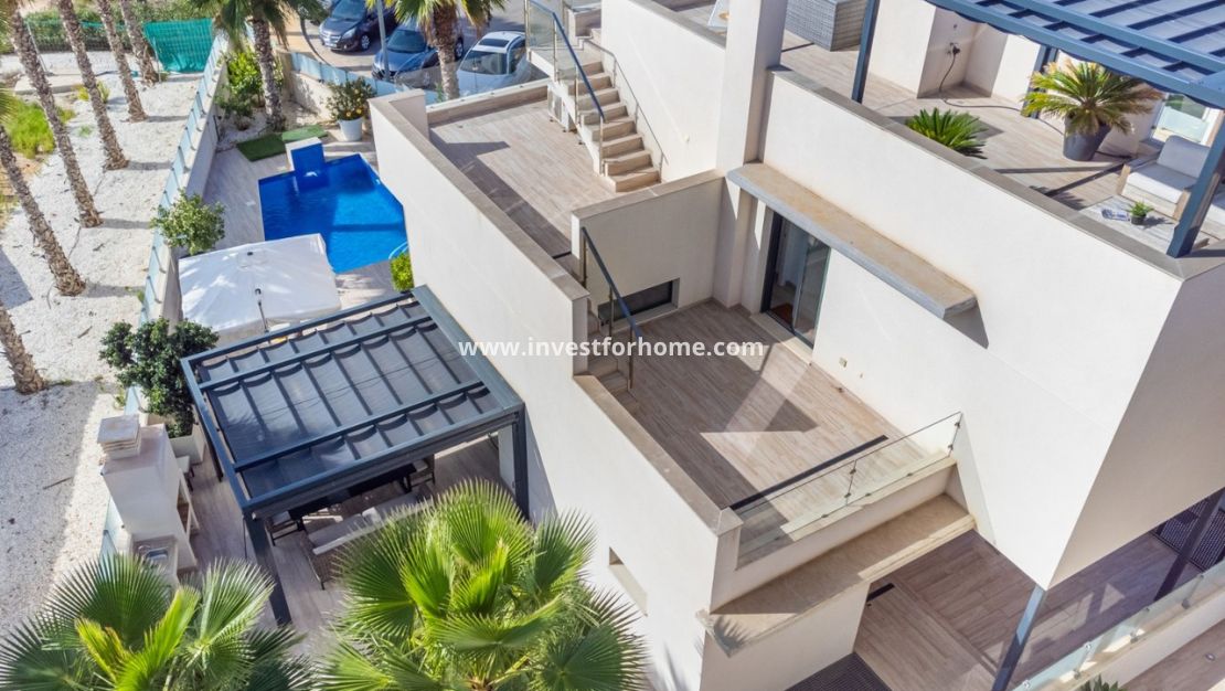 Sale - Villa - Orihuela Costa - Costa Blanca