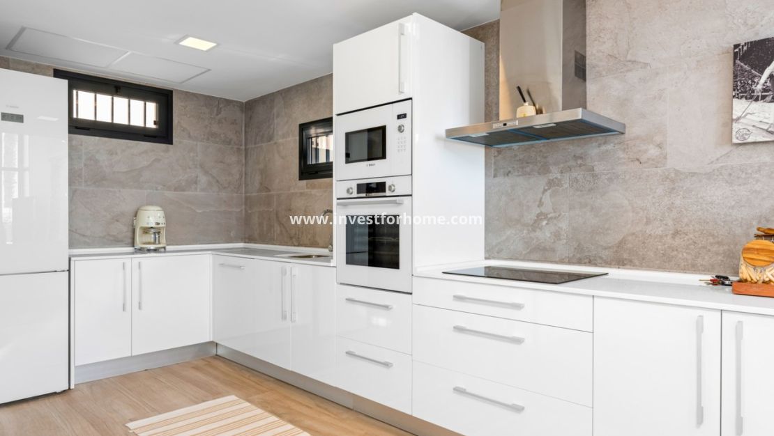 Sale - Villa - Orihuela Costa - Costa Blanca