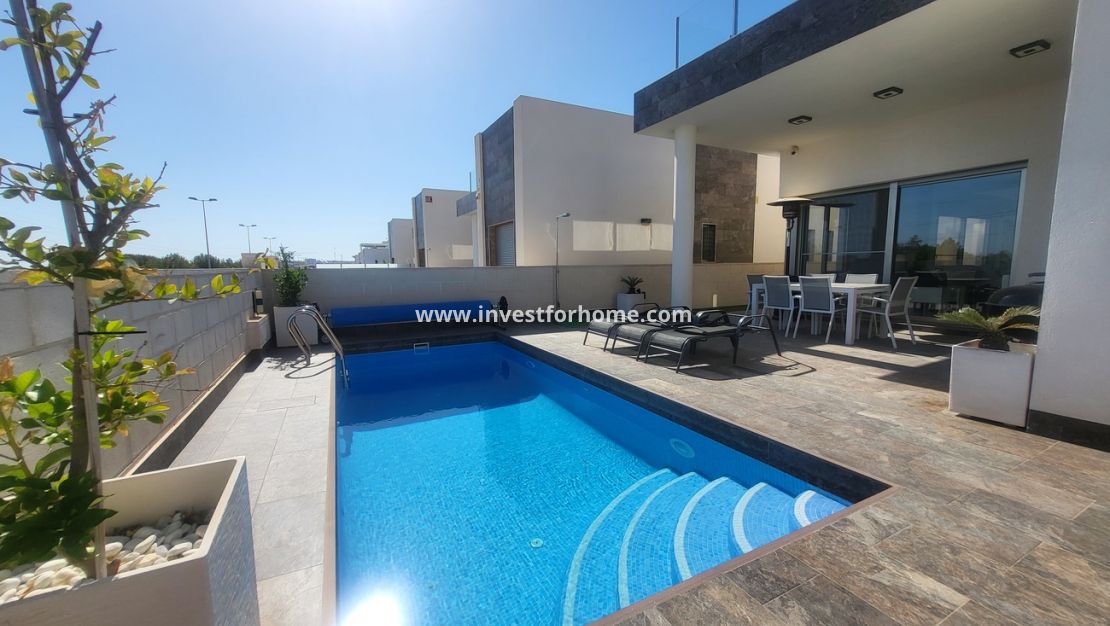Sale - Villa - Orihuela Costa - Costa Blanca