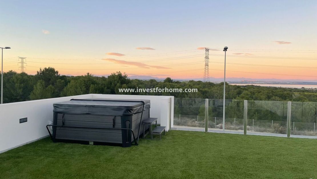 Sale - Villa - Orihuela Costa - Costa Blanca