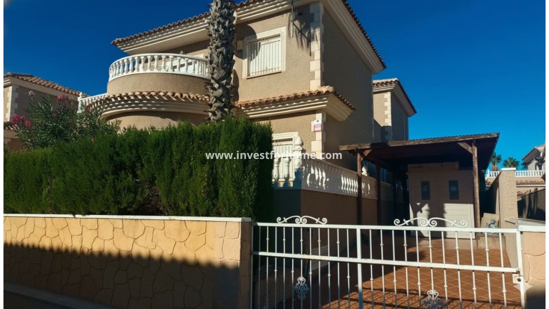 Sale - Villa - Orihuela Costa - Costa Blanca