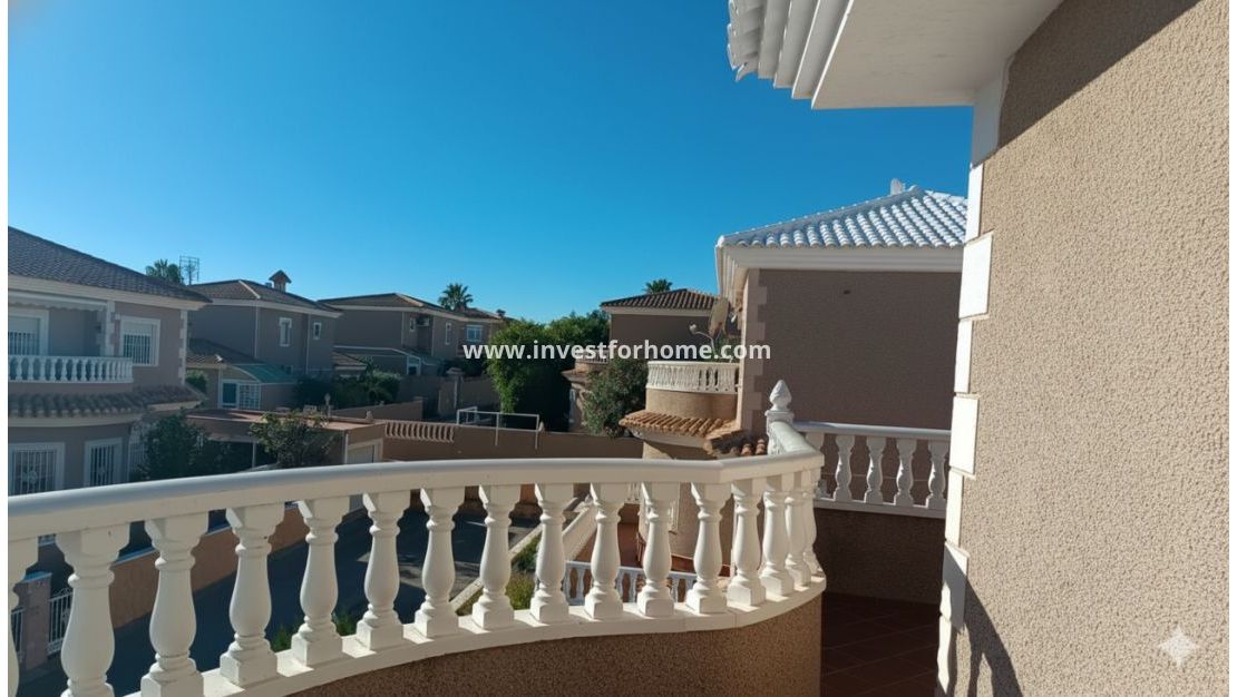 Sale - Villa - Orihuela Costa - Costa Blanca