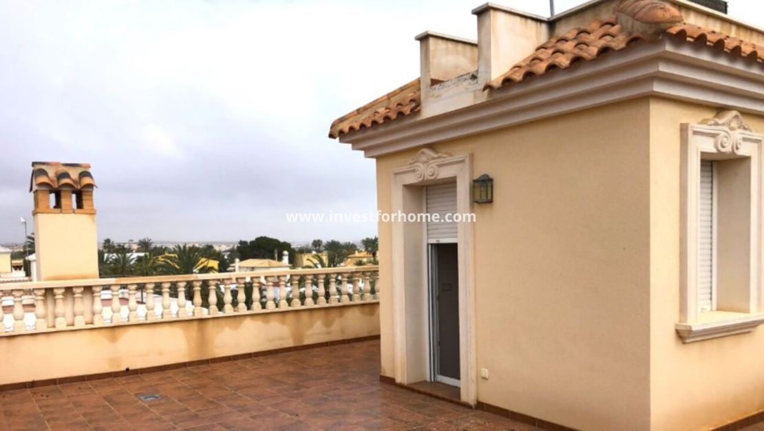 Sale - Villa - Orihuela Costa - Costa Blanca