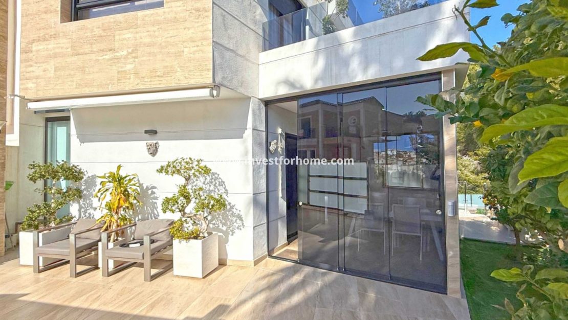 Sale - Villa - Orihuela Costa - Costa Blanca