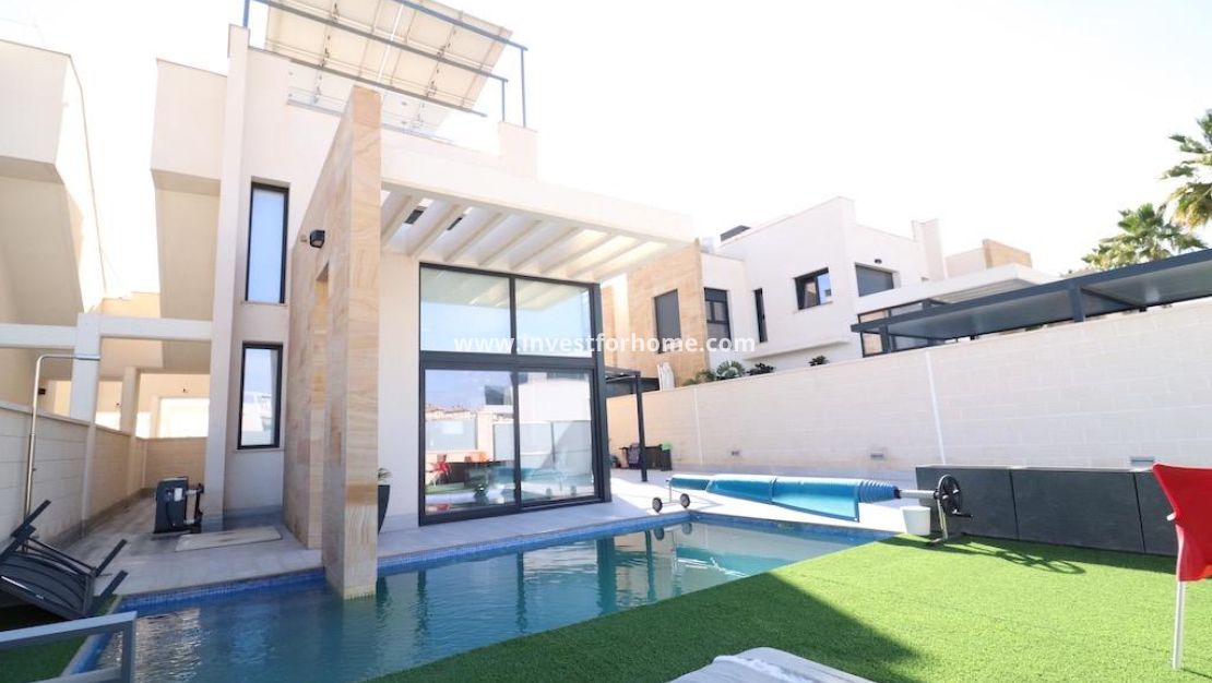 Sale - Villa - Orihuela Costa - Costa Blanca