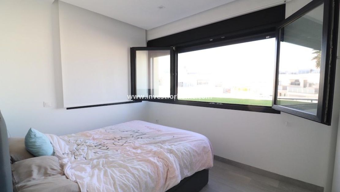 Sale - Villa - Orihuela Costa - Costa Blanca