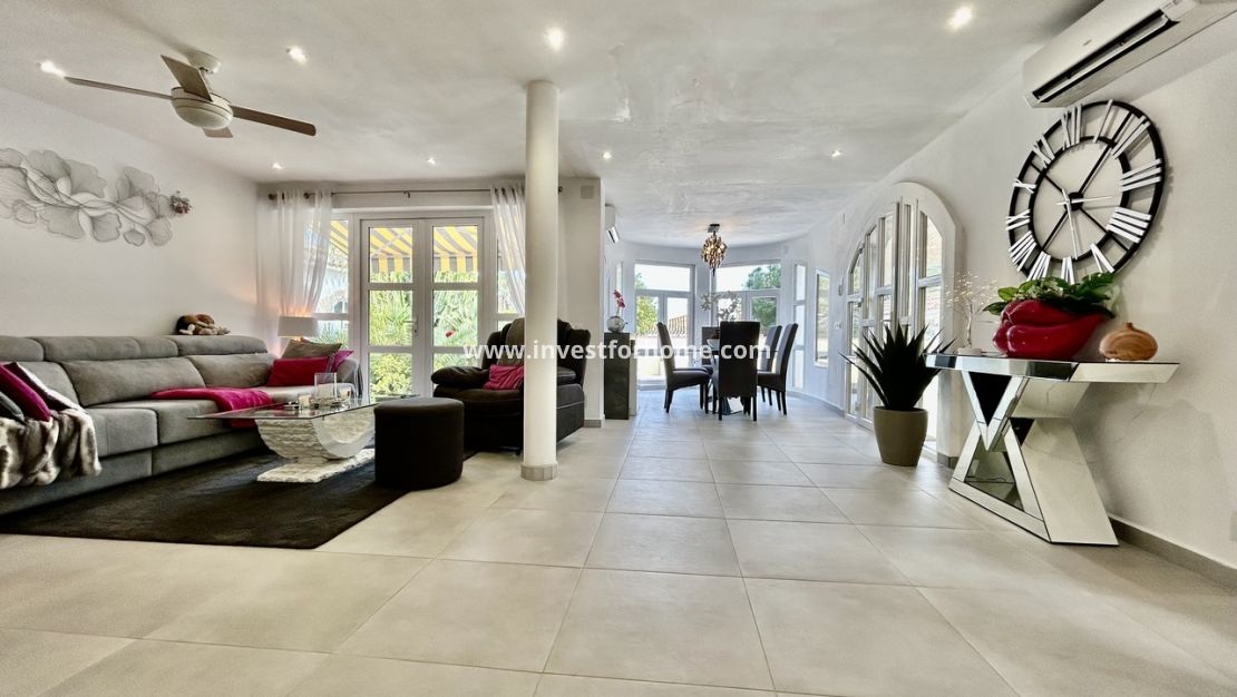 Sale - Villa - Orihuela Costa - Costa Blanca