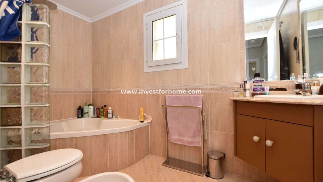 Sale - Villa - Orihuela Costa - Costa Blanca